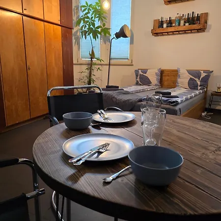 Luftiges Upcycling Im Eg - Zentral Apartment