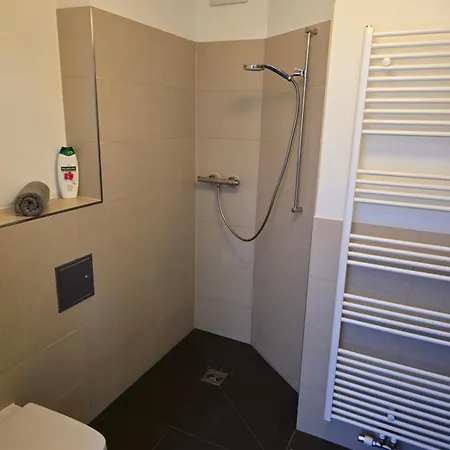 Apartamento Luftiges Upcycling Im Eg - Zentral Berlín